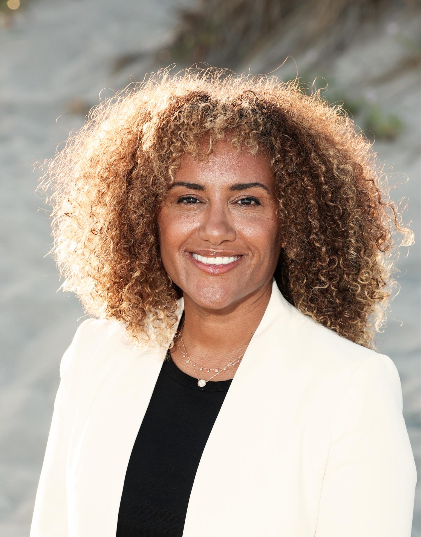 Head Shot for Shayla Tait